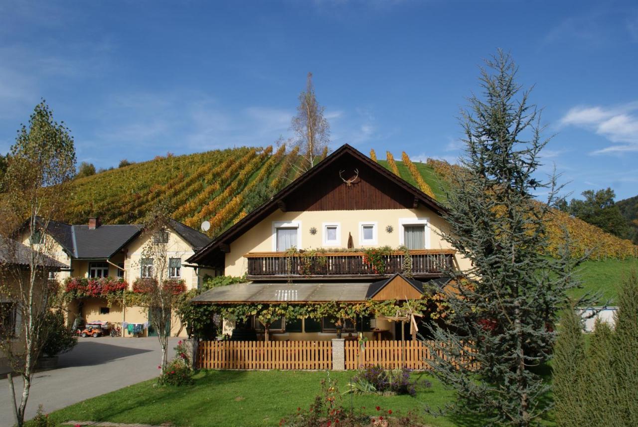 Готель Weingut Lieschnegg Лойчах Екстер'єр фото